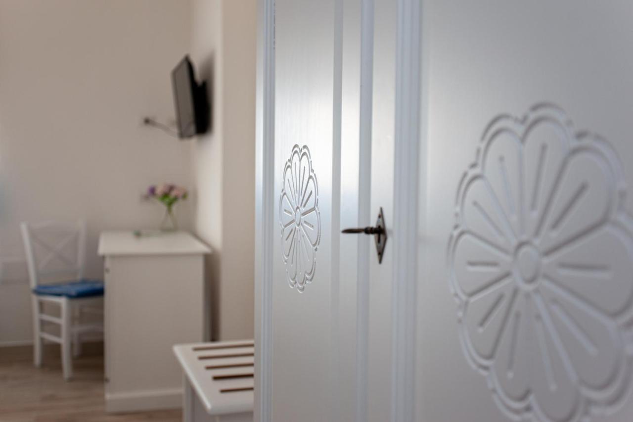 Lu Lioni La Casa In Collina - Affittacamere Con Vista Mare מראה חיצוני תמונה